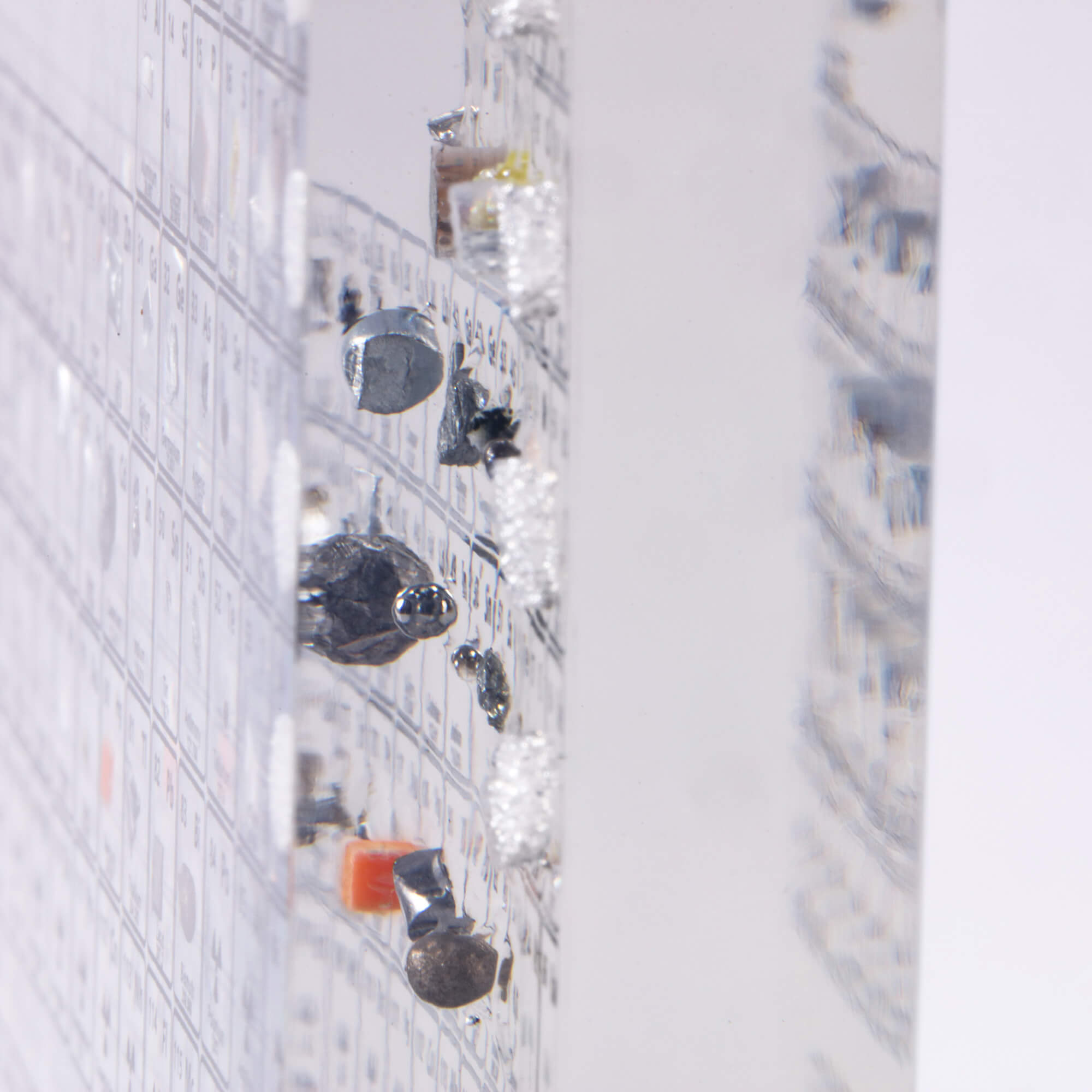 ATOMICA Collector's Edition - PERIODIC TABLE WITH REAL ELEMENTS