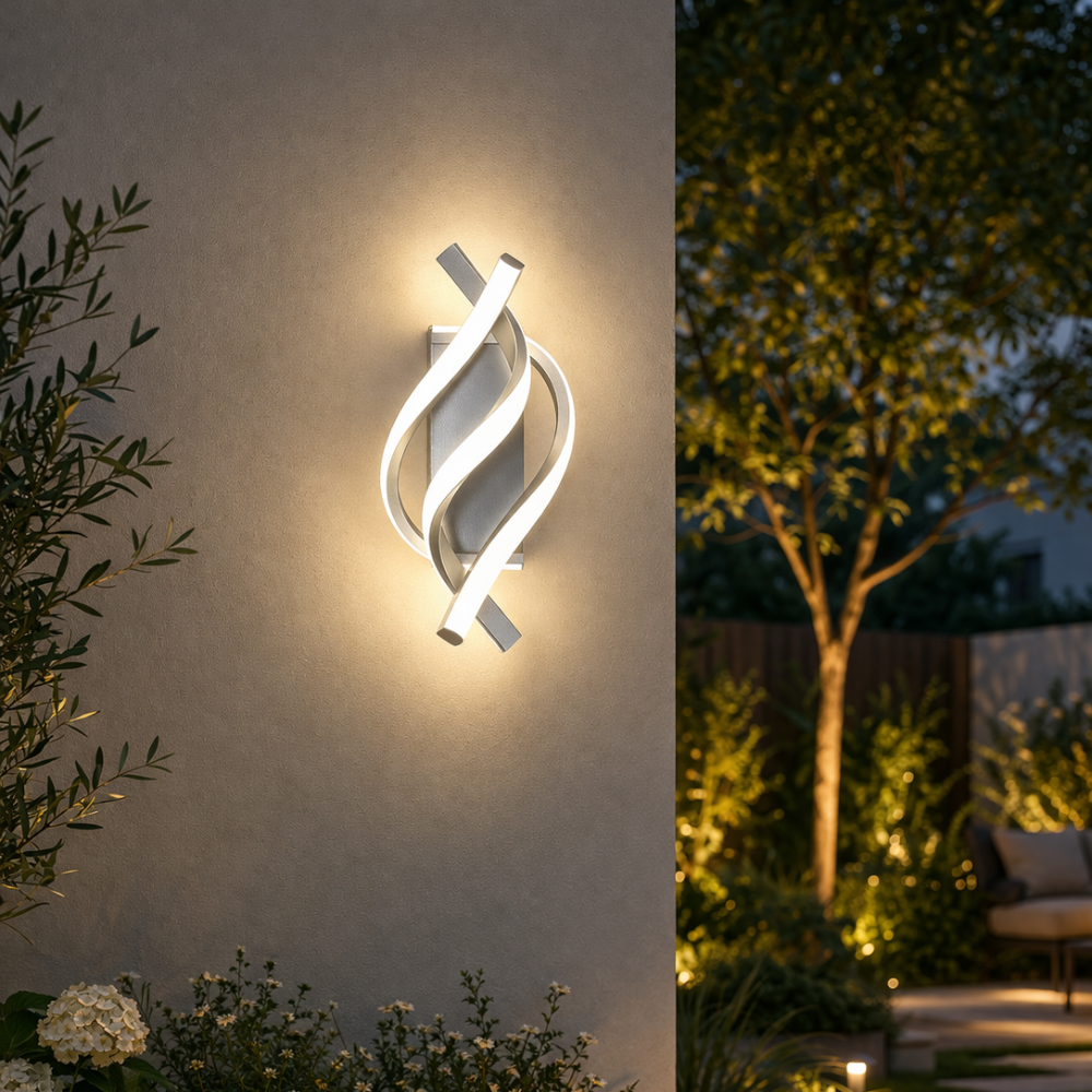 Triple wall lamp | Modern design, ambient light | Interior